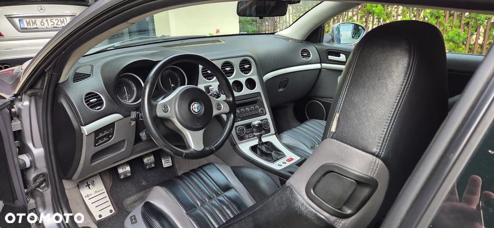 Alfa Romeo Brera 2.2JTS Sky View - 14
