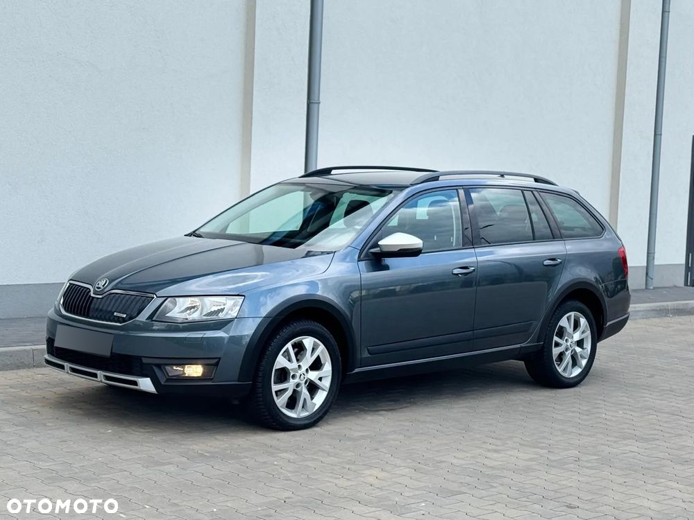 Skoda Octavia Scout 2.0 TDI 4x4 DSG - 19