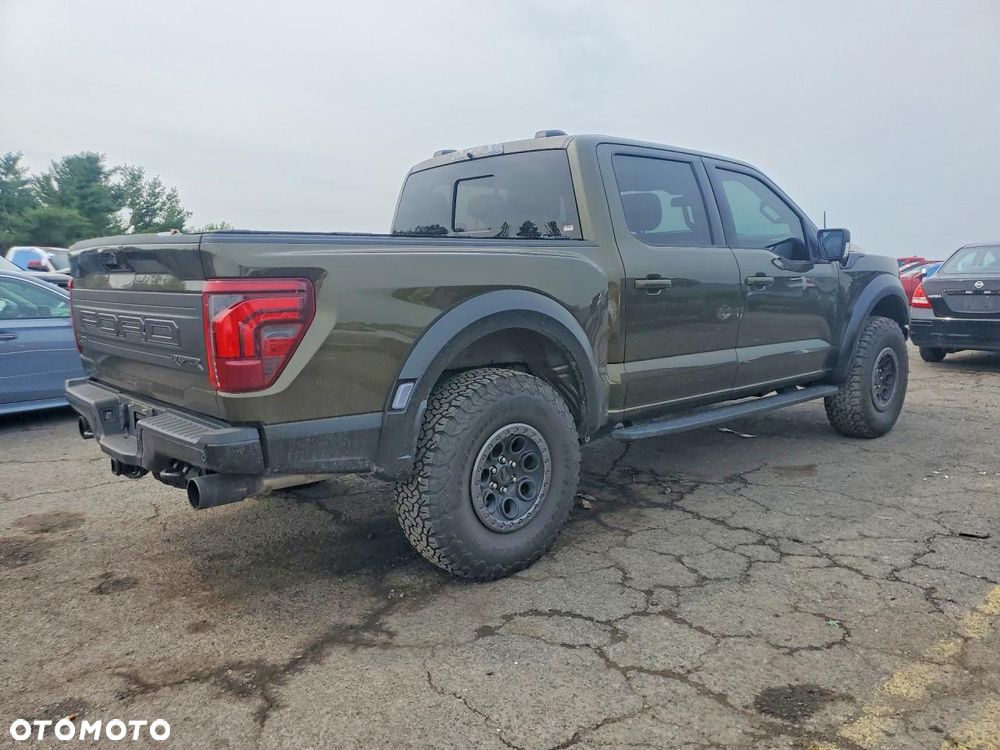 Ford F150 - 4