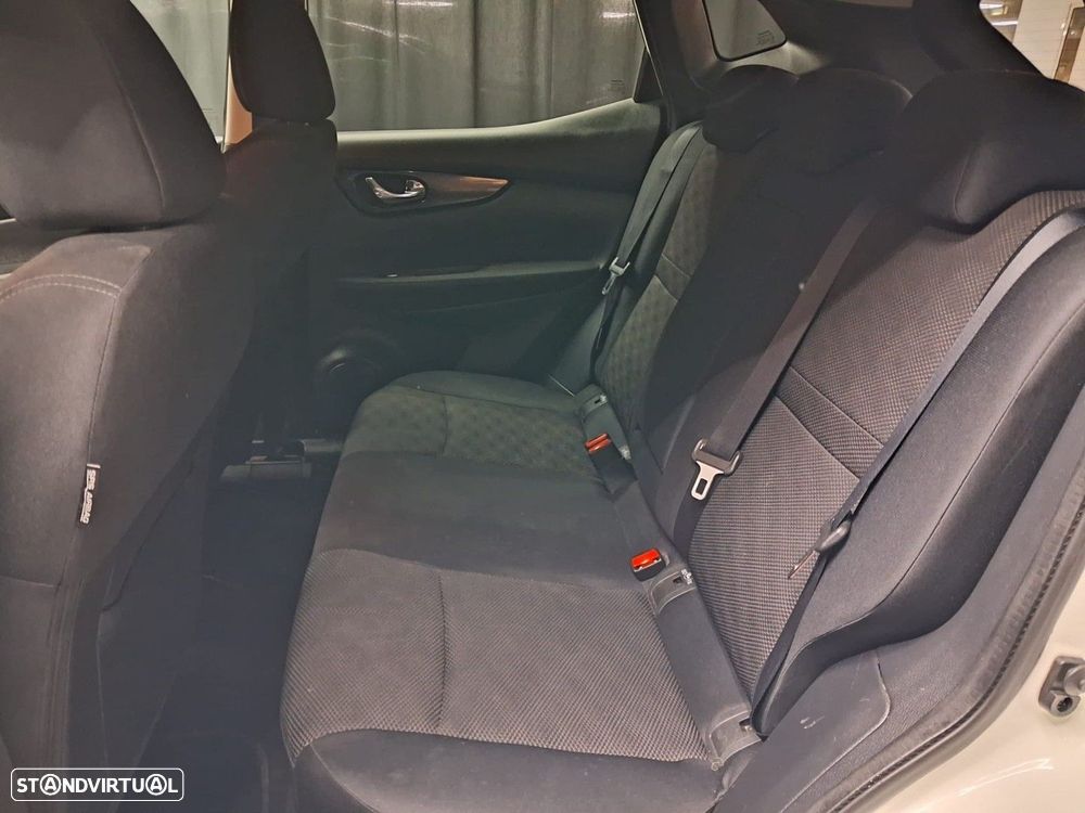 Nissan Qashqai 1.6 dCi Tekna Xtronic - 11