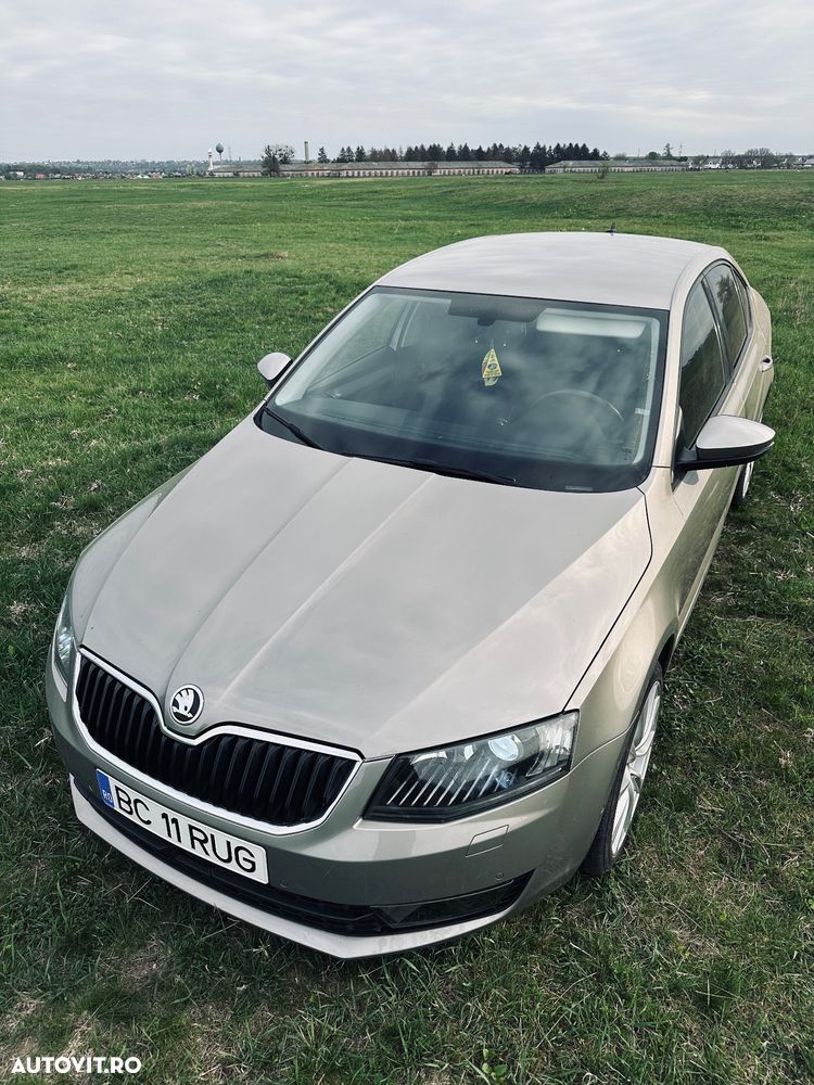 Skoda Octavia ver-2-0-tdi-elegance - 9