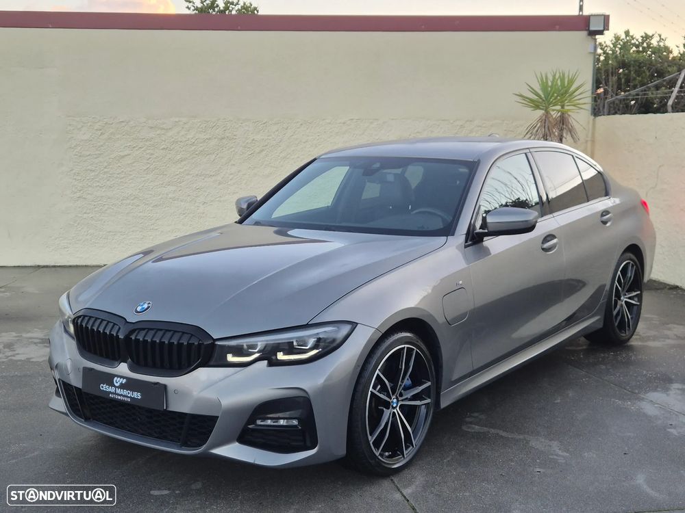 BMW 330 e Pack M Auto - 12