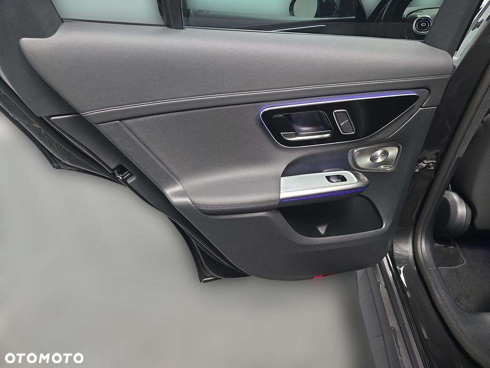 Mercedes-Benz GLC 220 d mHEV 4-Matic AMG Line - 11