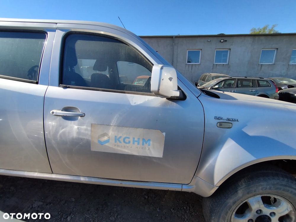 Zderzak maska drzwi silnik części Tata Xenon 2010r 2.2 DiCOR - 13