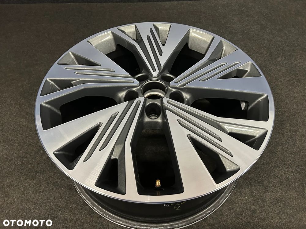 Alufelga Audi Q4 E-Tron 19 cali 5x112 1szt. ładna! 89A601025C - 2