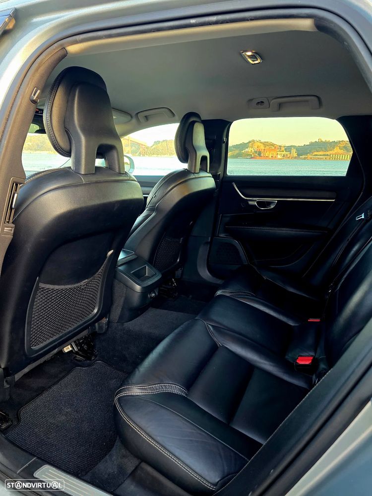 Volvo V90 Cross Country 2.0 D4 Plus AWD Geartronic - 9