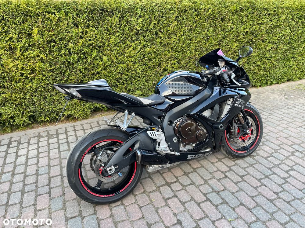 Suzuki GSX-R - 3