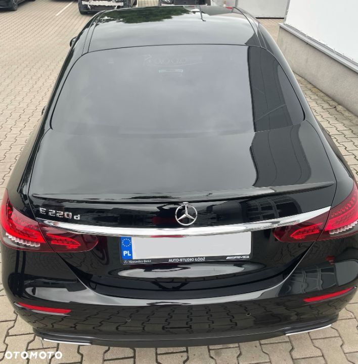 MERCEDES W213 LIFTING SPOILER LOTKA NA KLAPĘ AMG PODKŁAD! - 7
