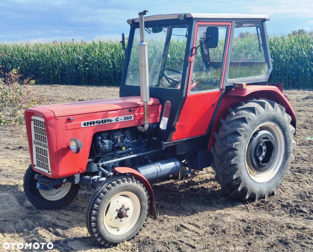 Ursus C360 - 1