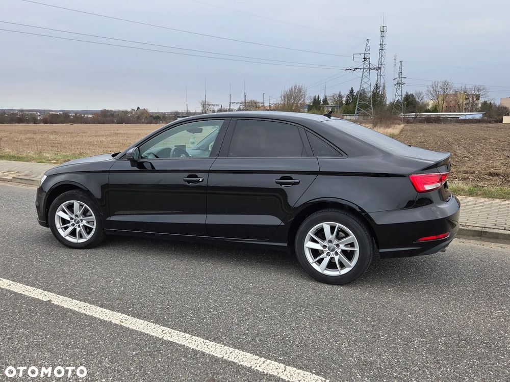 Audi A3 Limousine 1.6 TDI S tronic - 12