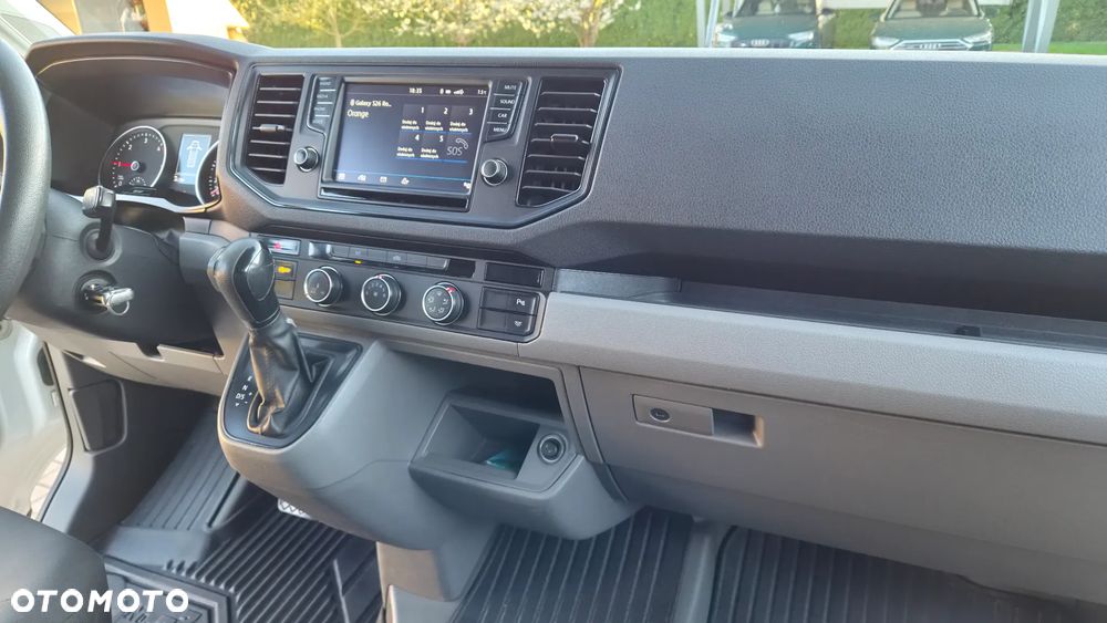 Volkswagen CRAFTER - 17