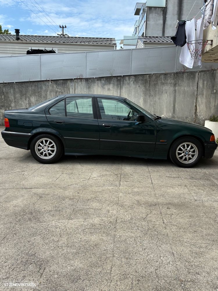 BMW 318 tds - 6