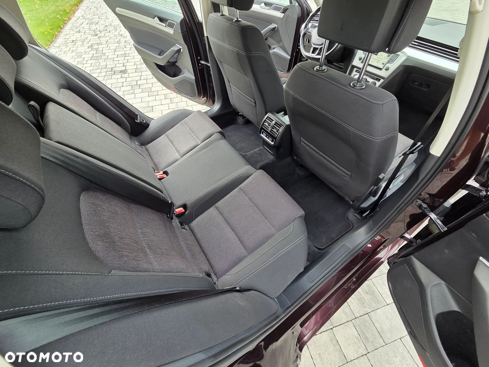Volkswagen Passat 2.0 TDI BMT 4Mot Highline DSG - 17