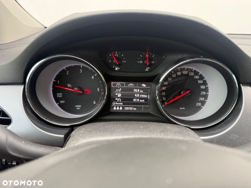 Opel Astra 1.6 D (CDTI) Business - 10