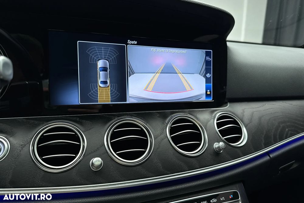 Mercedes-Benz E 200 4MATIC Aut. - 13