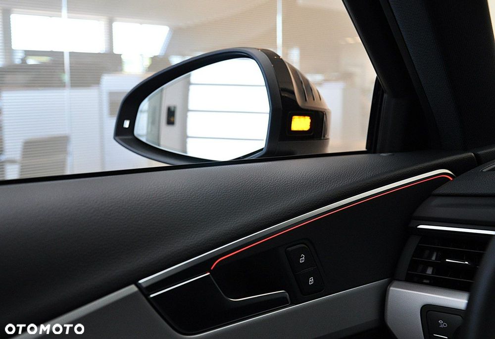 Audi A4 Allroad - 30
