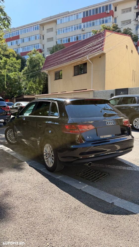 Audi A3 Sportback 1.6 TDI clean Stronic Attraction - 3
