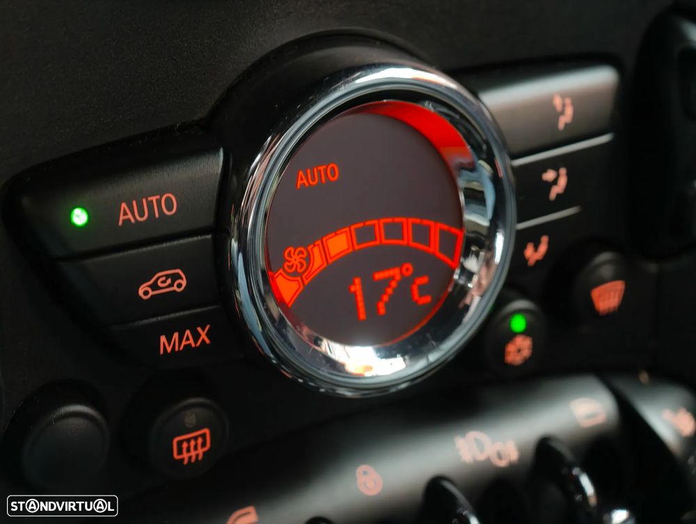 MINI Cabrio Cooper D - 40