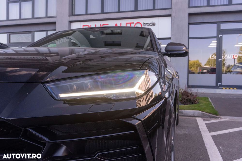 Lamborghini URUS Standard - 4