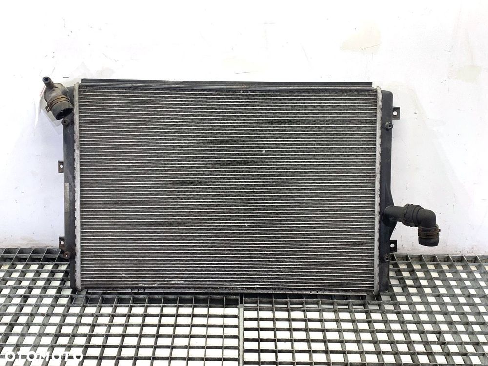 CHŁODNICA WODY  VW CADDY III Nadwozie pełne/minivan (2KA, 2KH, 2CA, 2CH) 2004 - 2015 1.6 TDI 75 kW - 1