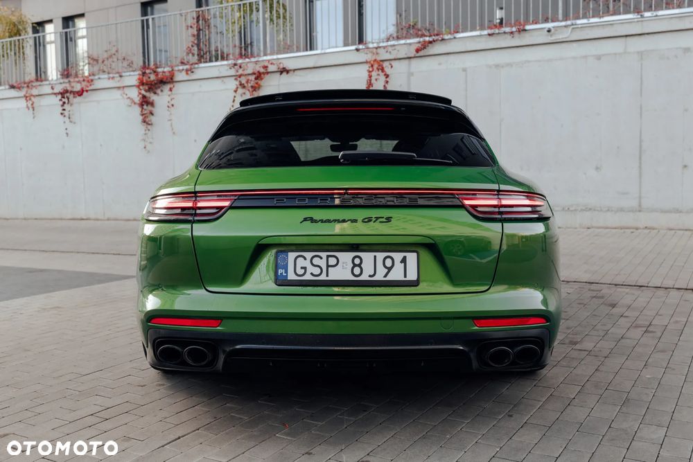 Porsche Panamera GTS GPF Sport Turismo - 12