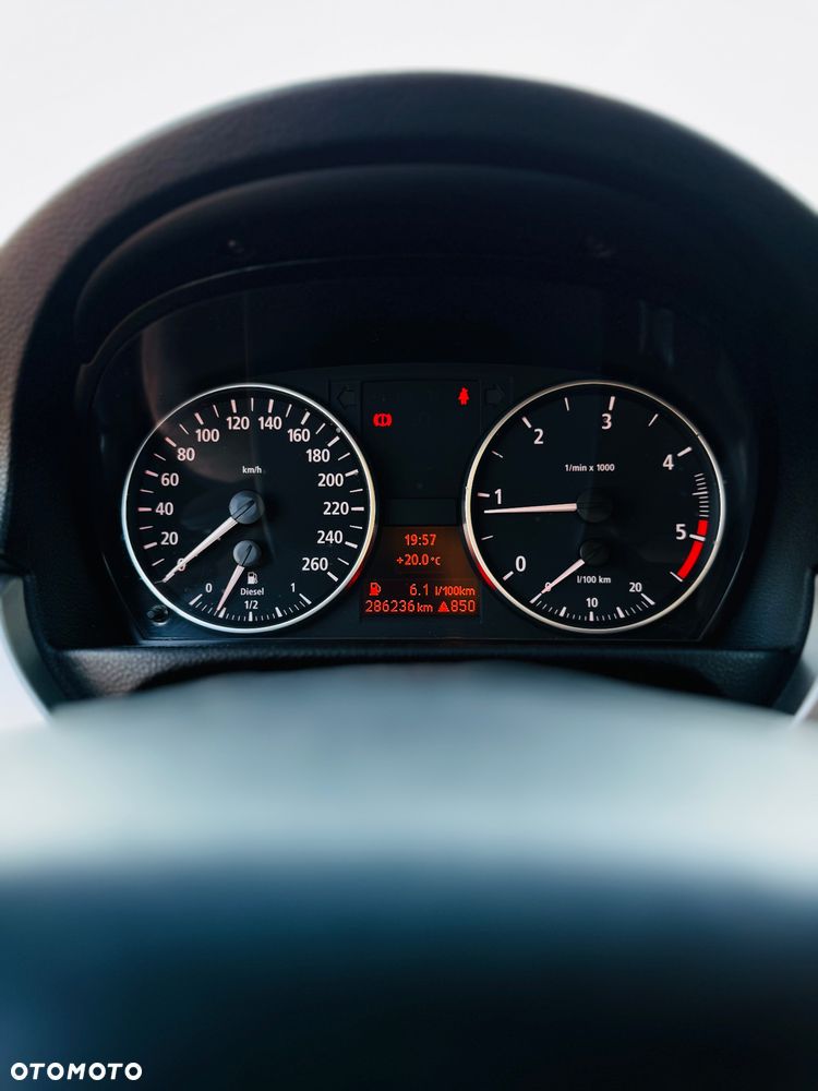 BMW Seria 3 - 24