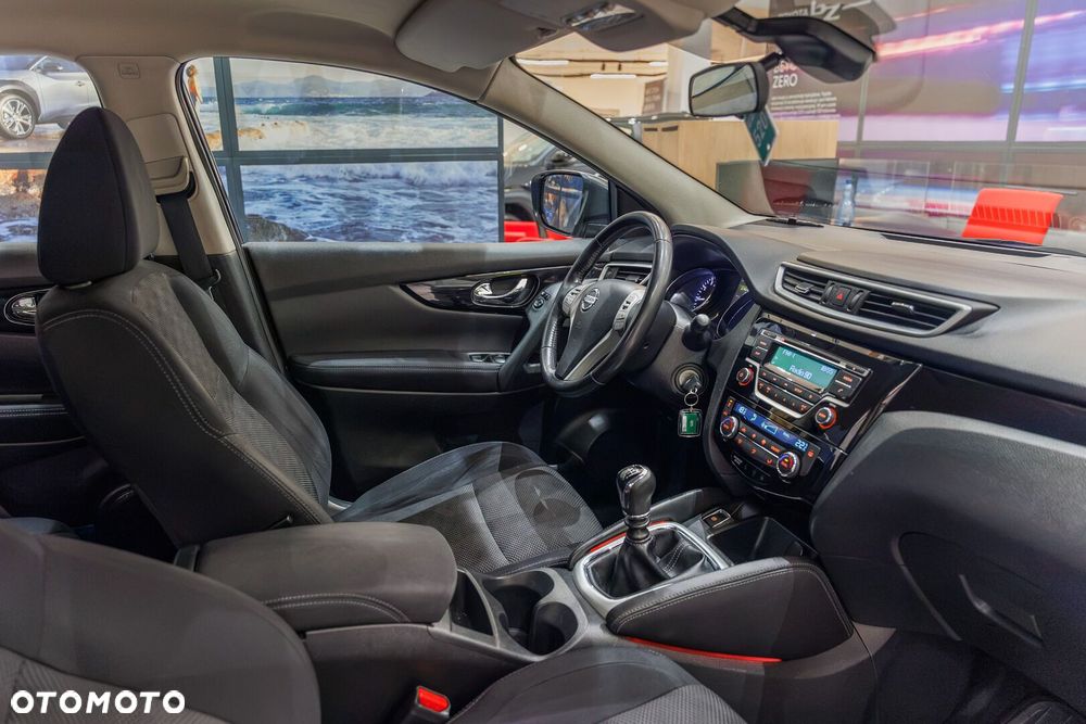 Nissan Qashqai 1.2 DIG-T Visia - 17