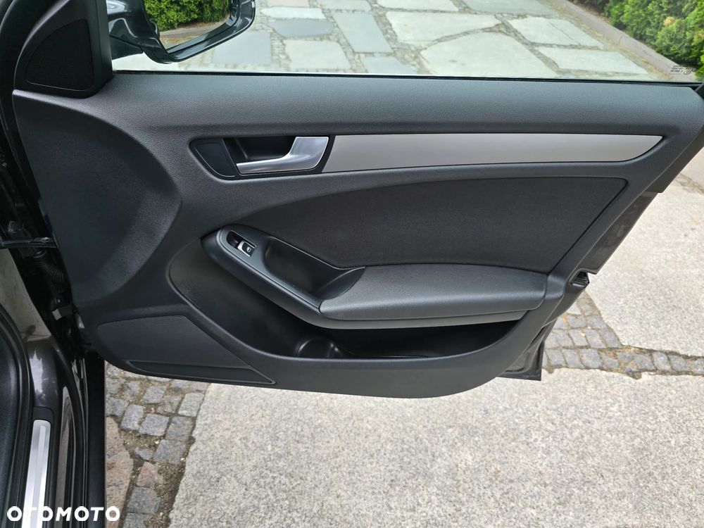 Audi A4 Avant 1.8 TFSI Attraction - 22