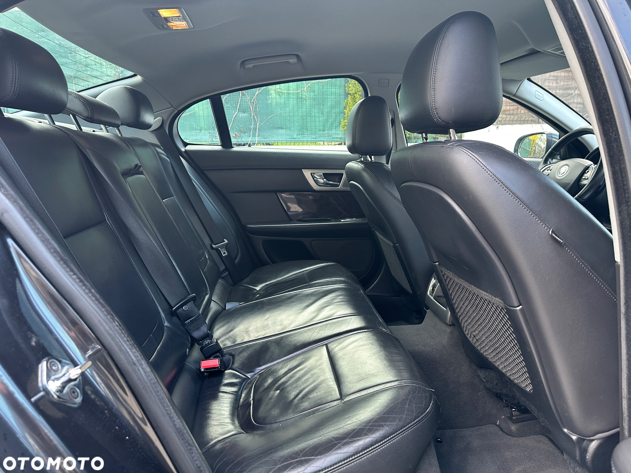 Jaguar XF 2.2 D Premium Luxury - 14