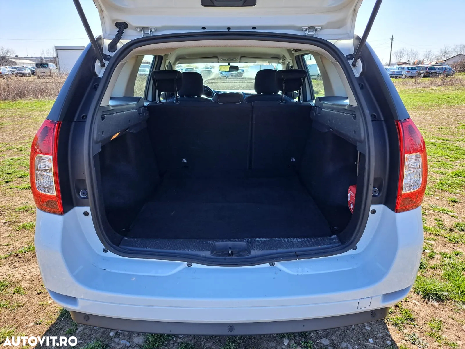 Dacia Logan MCV SCe 75 Laureate - 9