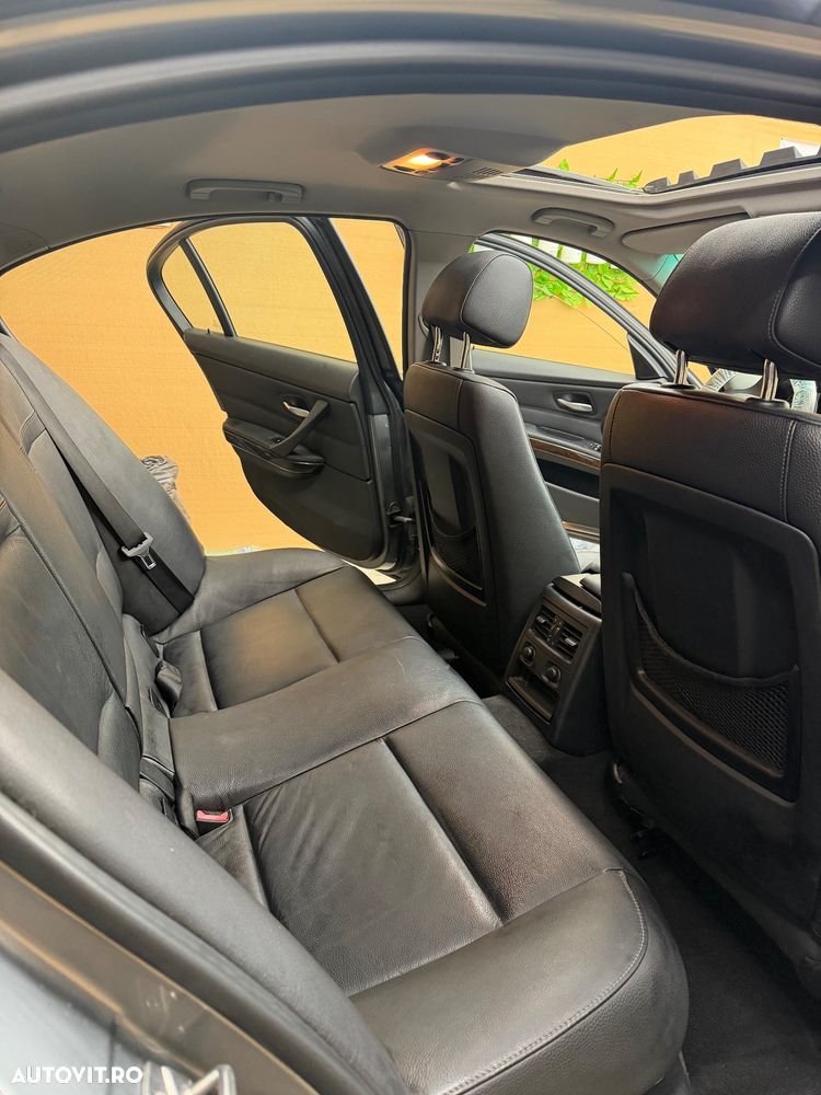 BMW Seria 3 320d DPF Aut. - 13