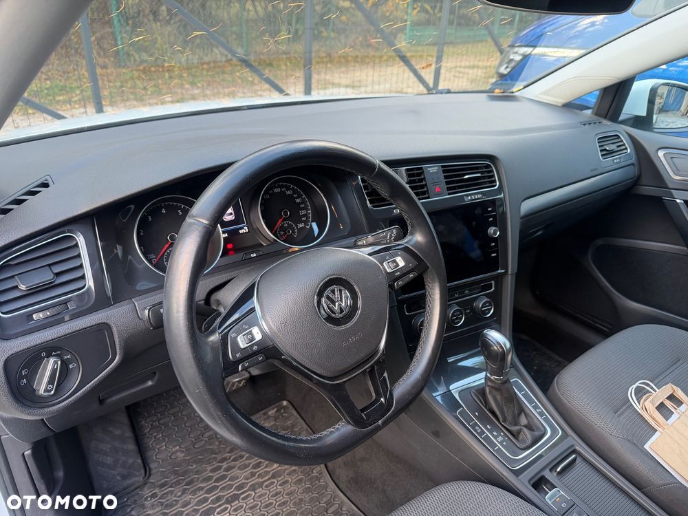 Volkswagen Golf VII 1.5 TSI BMT Comfortline DSG - 8