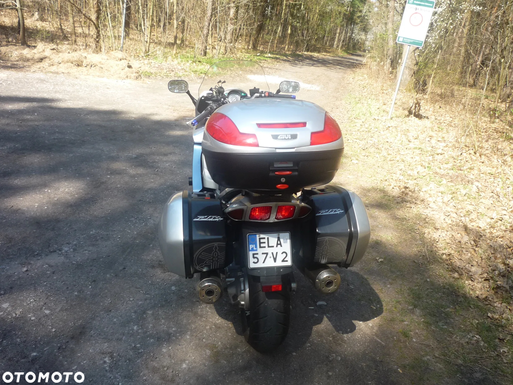 Yamaha FJR - 6
