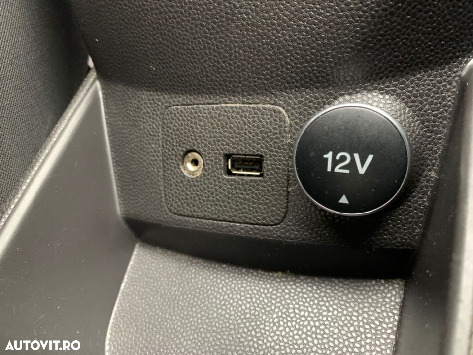 Ford Fiesta - 16