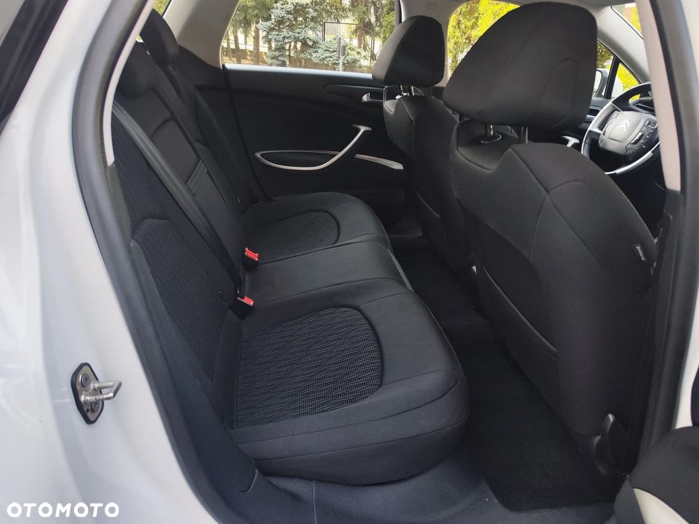 Citroën C5 Tourer HDi 140 FAP Confort - 25
