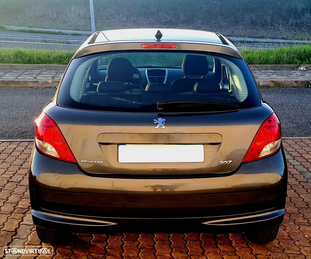 Peugeot 207 1.4 16V Active - 18
