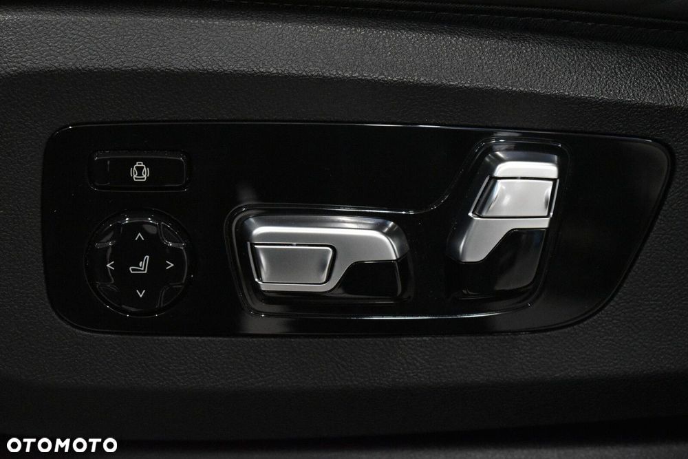 BMW X7 - 12
