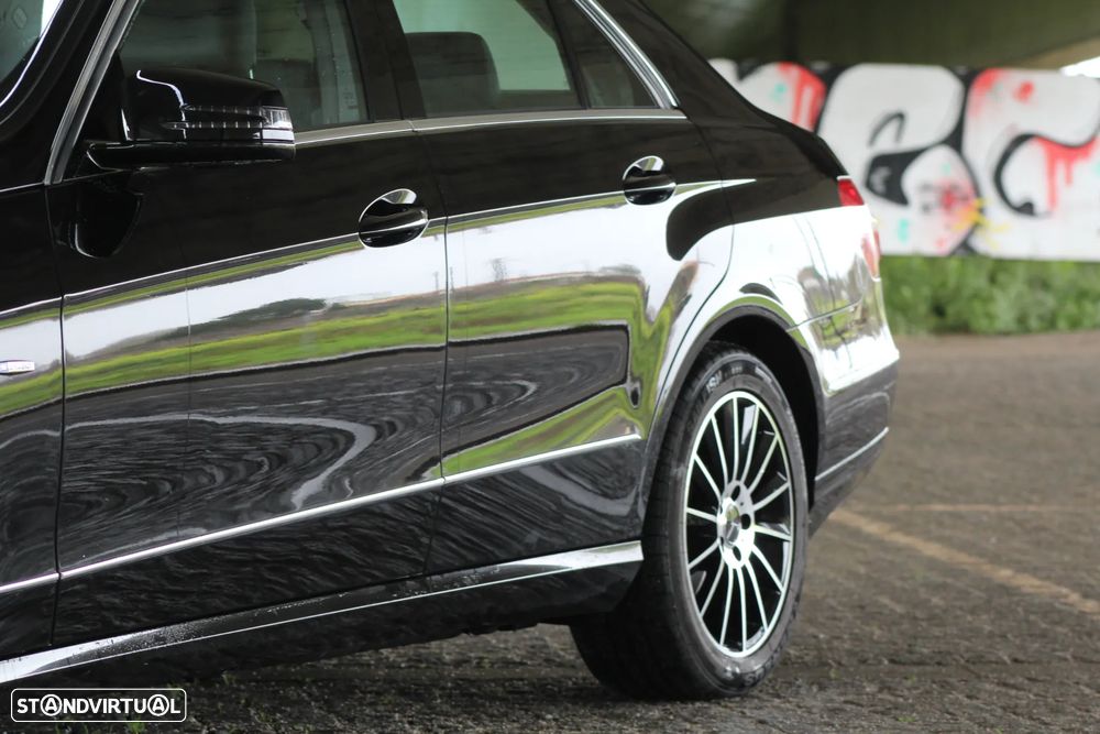 Mercedes-Benz E 250 CDI Avantgarde BlueEfficiency Auto. - 23