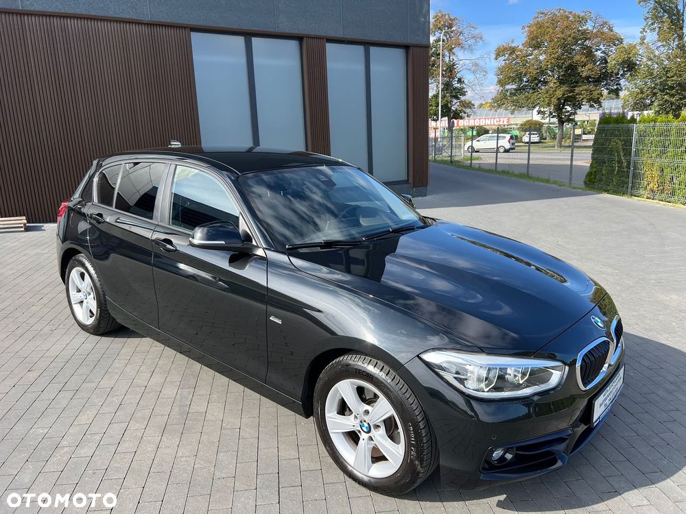 BMW Seria 1 118d xDrive Sport Line
