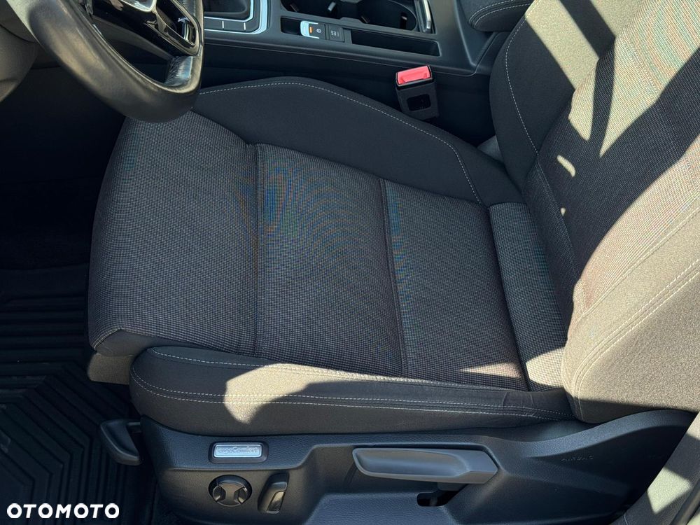 Volkswagen Passat 2.0 TDI BMT Comfortline - 8