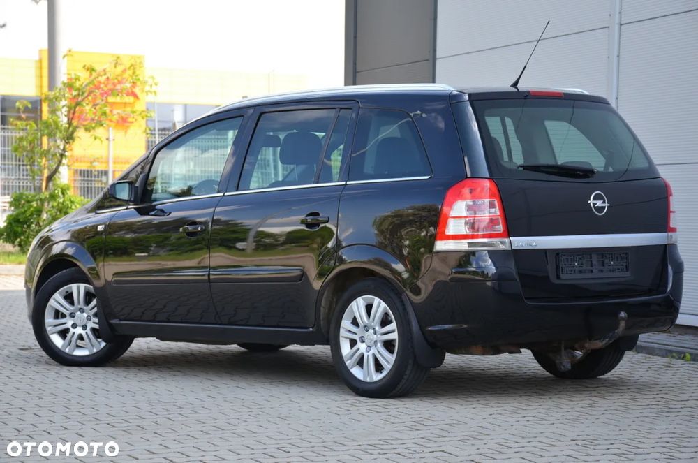Opel Zafira 1.8 Cosmo - 6