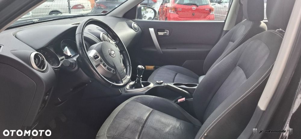 Nissan Qashqai - 13