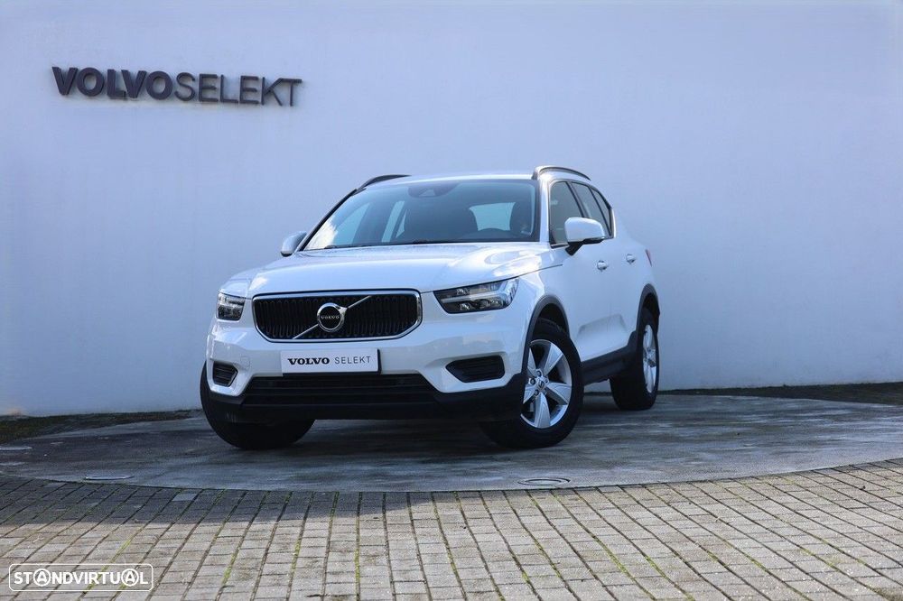 Volvo XC 40 1.5 T2 Momentum Core Geartronic - 31