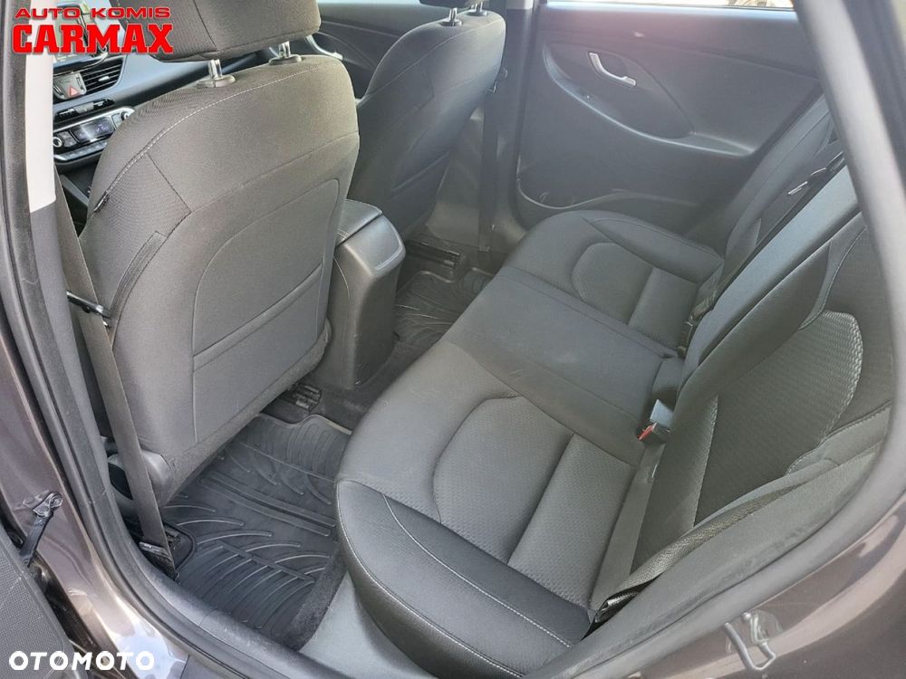 Hyundai i30 - 30