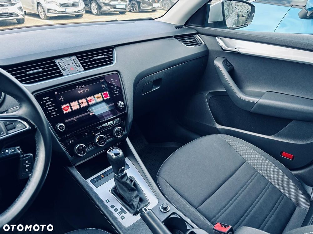 Skoda Octavia 2.0 TDI Ambition DSG - 21