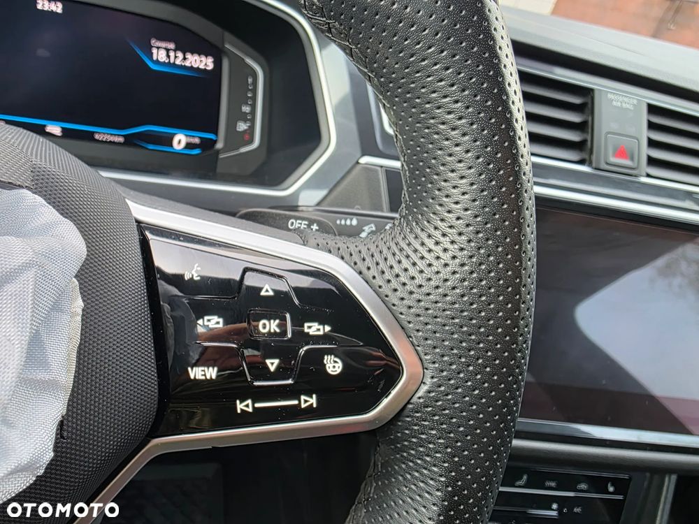 Volkswagen Tiguan 2.0 TSI 4Mot R-Line DSG - 28