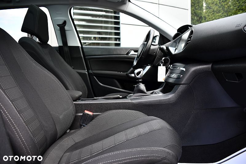 Peugeot 308 BlueHDi 120 Stop & Start Allure - 7