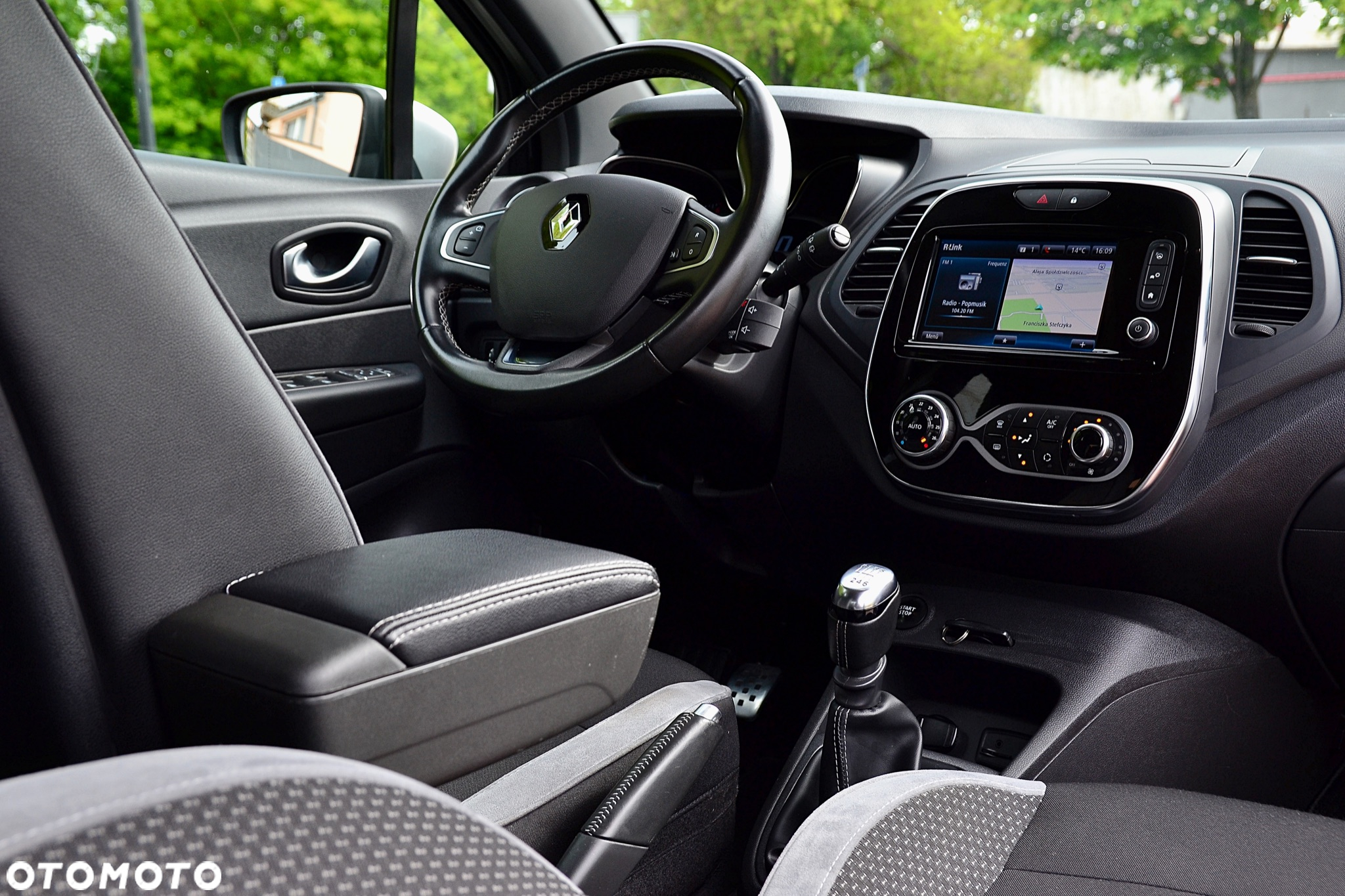 Renault Captur 1.3 TCe Intens - 14
