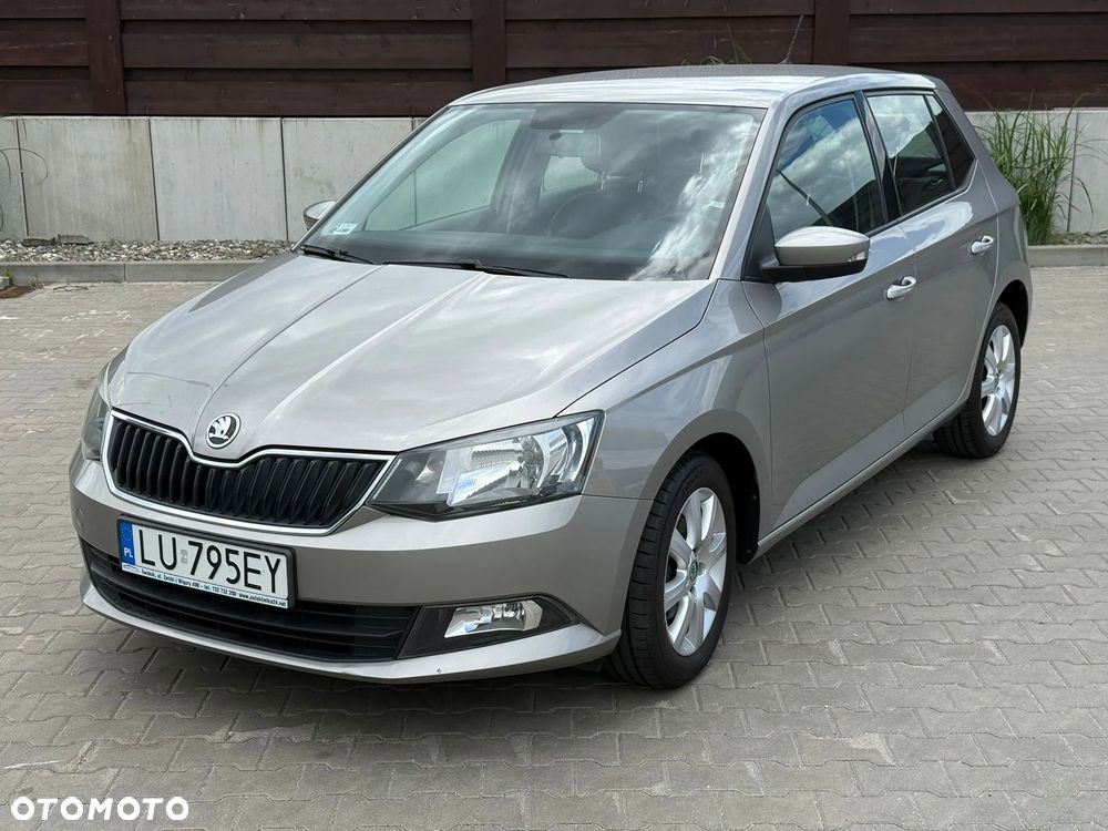 Skoda Fabia 1.2 TSI Active - 1