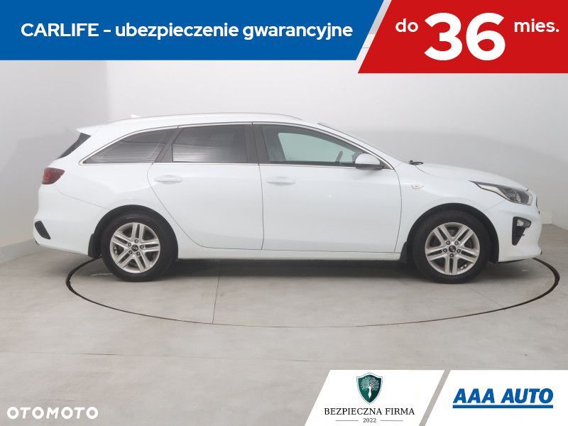 Kia Ceed - 8
